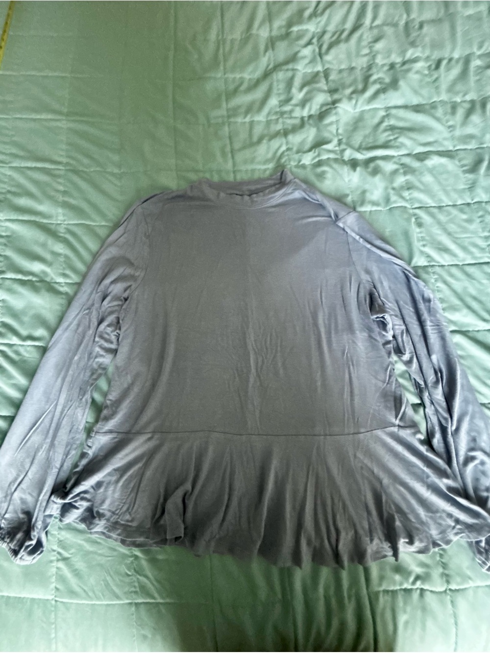 Apt. 9 Gray Long-Sleeve Flowy Blouse